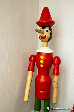 Pinocchio Weg Fuchs Kater Holzfigur