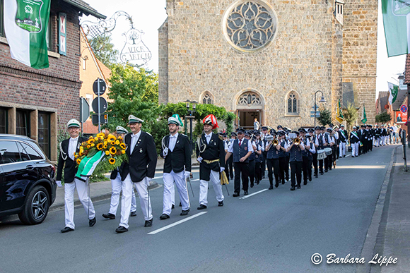 SchV KlR Kranzniederlegung BLippe Kirche