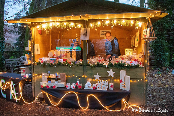 Weihnachtsmarkt Schneermann BLippe Schule