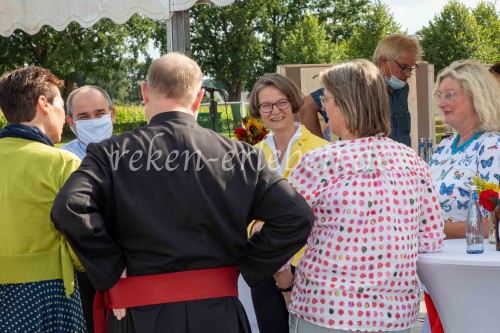 Ministerin Scharrenbach zu Besuch in Maria Veen
