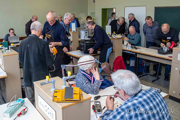 Kolping Spende an Repair Cafe BLippe Werkstatt
