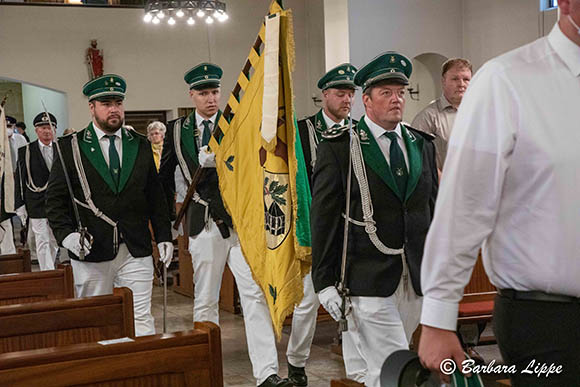 SchV GrR Kranzniederlegung SchF Tute BLippe Kirche