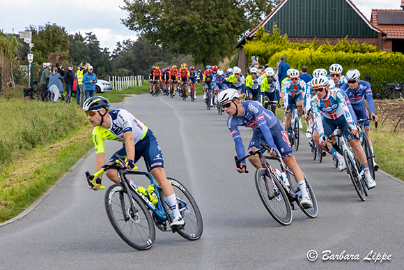 SPKMGiro 2024 BLippe SiepeFeld