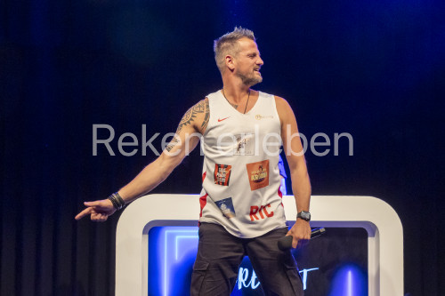 Das Duo Stereoact und Lena Marie Engel sorgten für Partystimmung im RekenForum - 2024