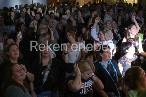 Das Duo Stereoact und Lena Marie Engel sorgten für Partystimmung im RekenForum - 2024