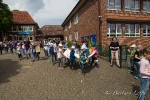 Kinder präsentieren ihre Werke der Projektwoche