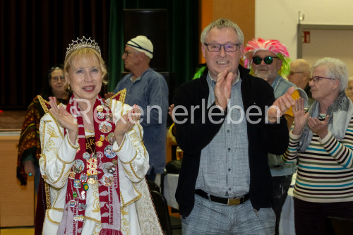 Närrische Stimmung beim Seniorenkarneval - 2024