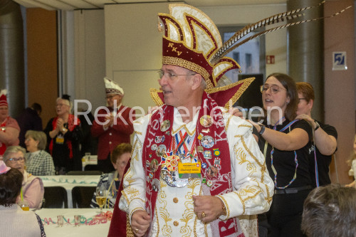 Närrische Stimmung beim Seniorenkarneval - 2024