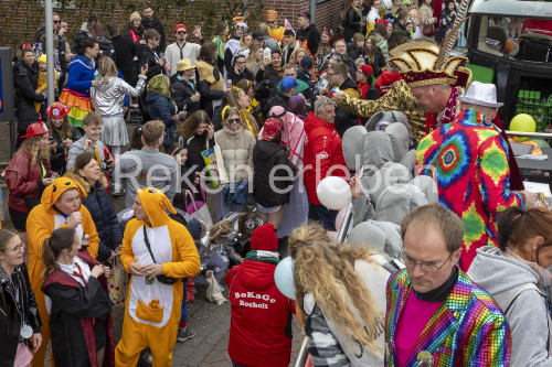Straßenkarneval-2025-BLippe-14