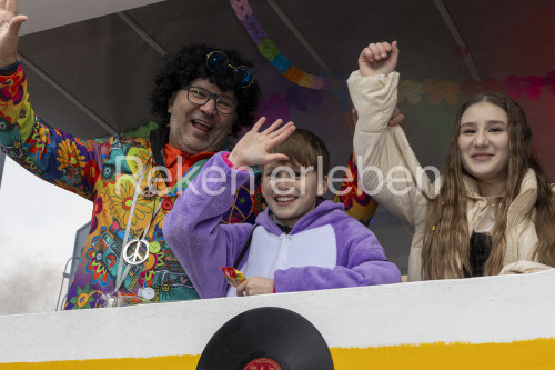 Straßenkarneval-2025-BLippe-19