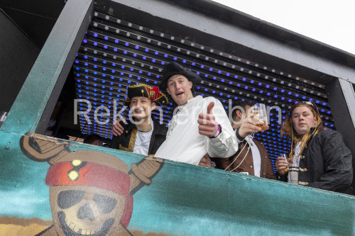 Straßenkarneval-2025-BLippe-35