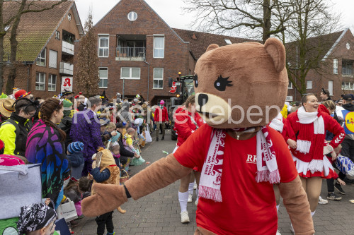 Straßenkarneval-2025-BLippe-8