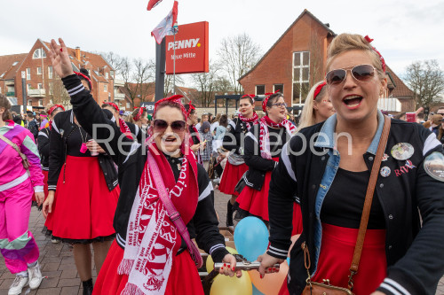 Straßenkarneval-2024-BLippe-13