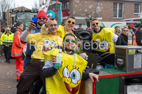 Straßenkarneval-2024-BLippe-64