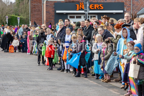 Straßenkarneval-2024-BLippe-8