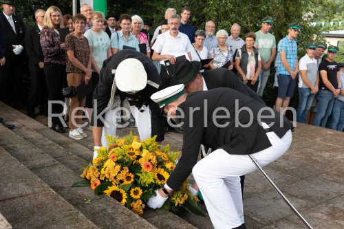 SchF KlR Ehrenmal Zapfenstreich-BLippe-23