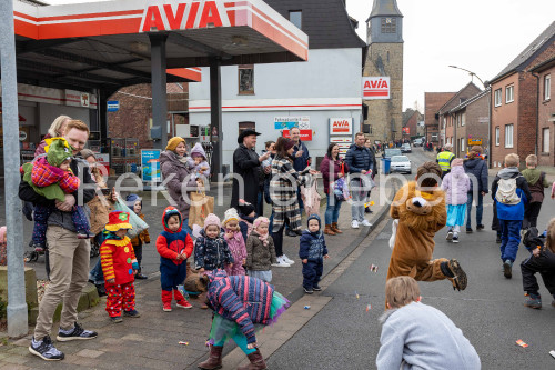 Schulkarneval-AntoniusSch-2023-BLippe-16